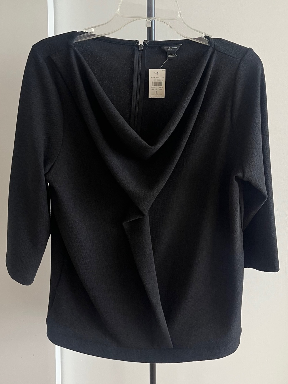 NWT Ann Taylor Black Crepe 3/4 Sleeve Tunic Blouse Top Zip Back List $89+ L